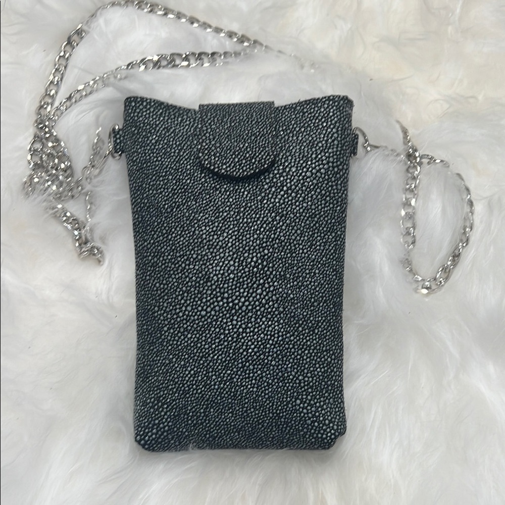 Chic Black Textured Crossbody Bag Phone Bag